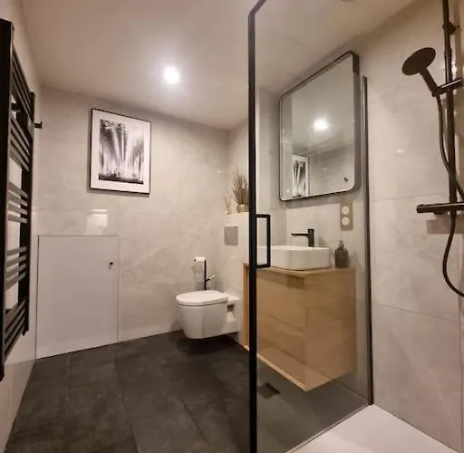 A 10 Minutes De Paris